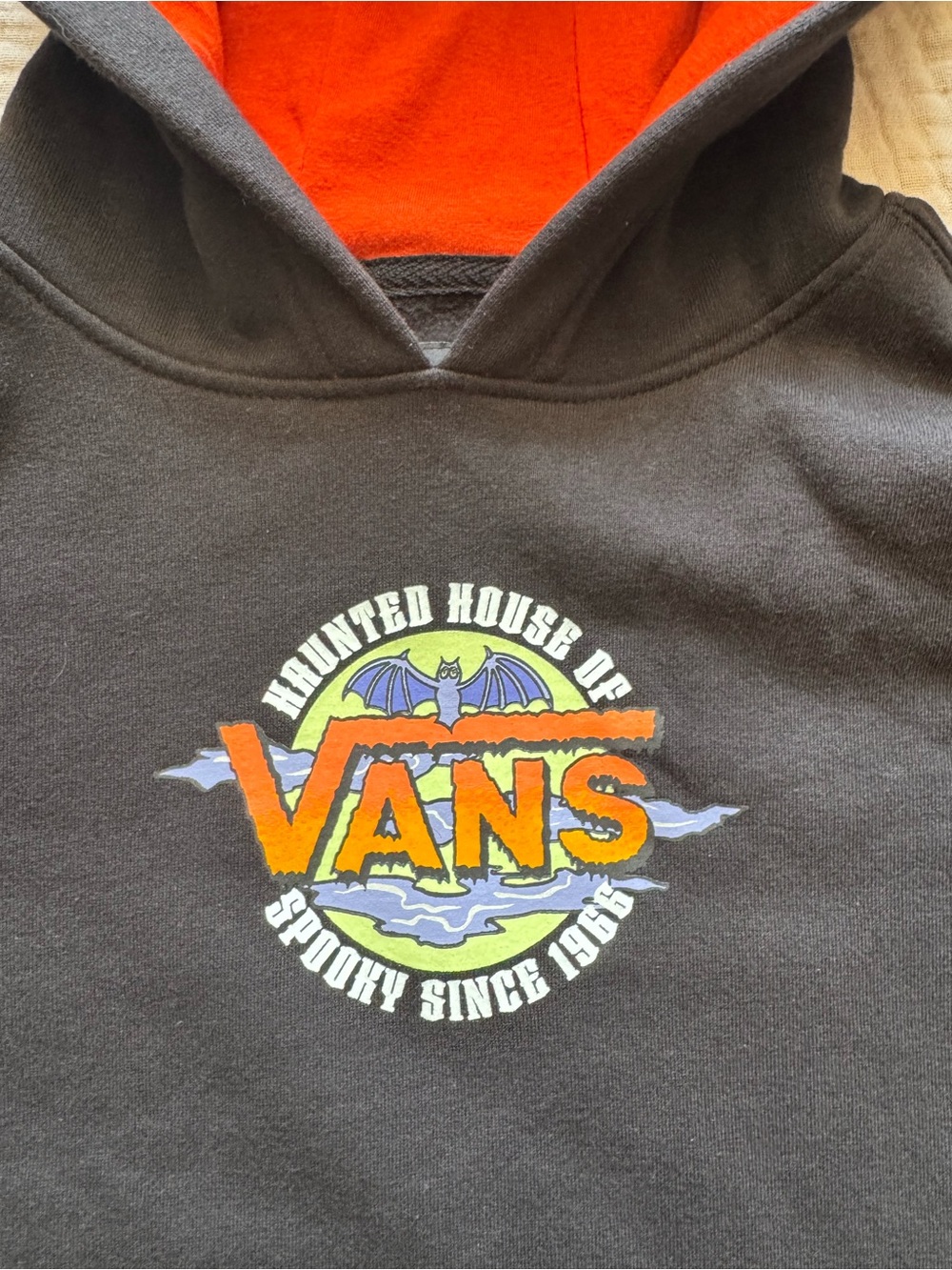 Vans Boys Haunted House Halloween Hoodie size Medium SEE BACK - Picture 3 of 3